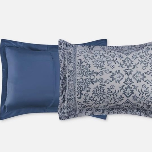 Sunham Estella 8-Pc. Comforter Sets Cal King Bed - Picture 4 of 7